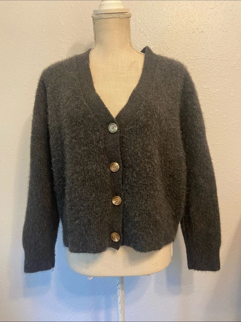 Quince Heather Gray 100% Cashmere Fisherman Cropped Cardigan Sweater Sz Medium